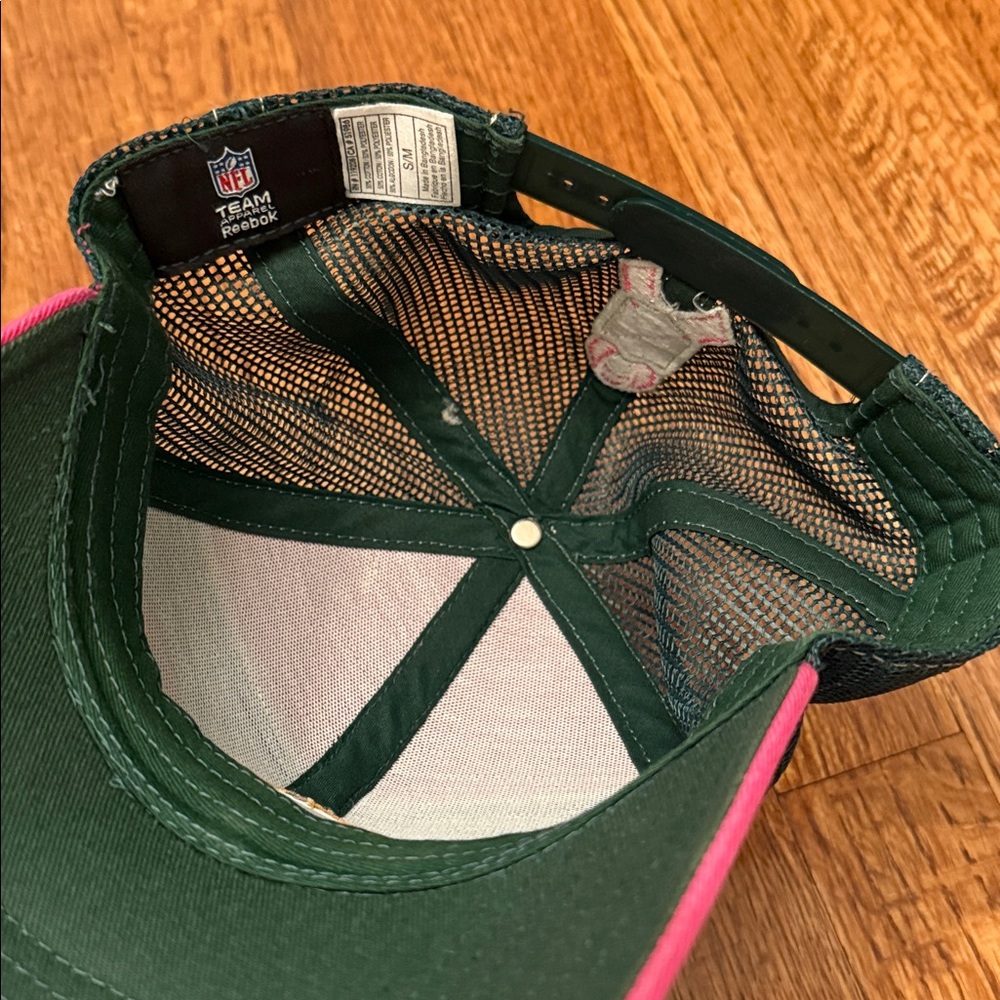 Green Bay Packers Pink & Green hat - Picture 3 of 4